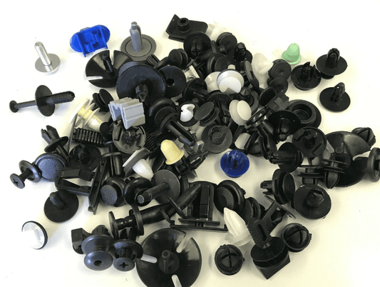 Mixed Automotive Clips Assortment Pack Bag Plastic/Metal Estimated 500-600G