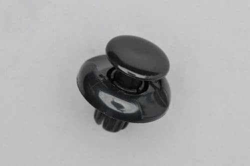 10x Clips for Ford Honda Mitsubishi Wheel Arch Lining Bumper Rivet Black Plastic