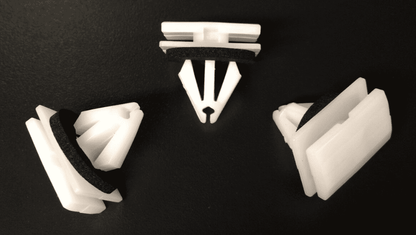 10x Ford GM Chevrolet Fixing Exterior Moulding Holder Body Clips White Plastic