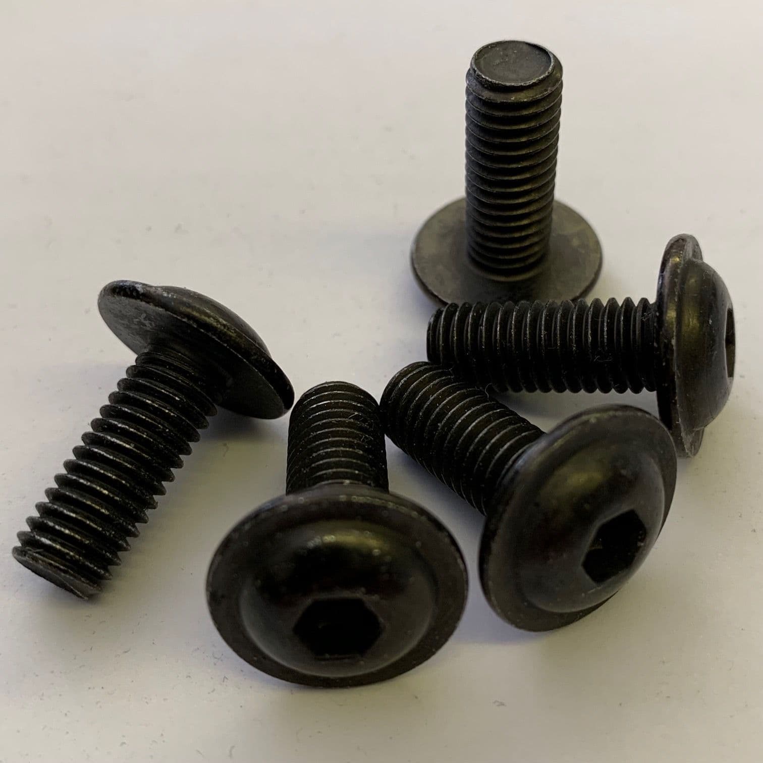 10x Universal Black Metal Bolt Screw M8X20mm Allen Key Head Fastener