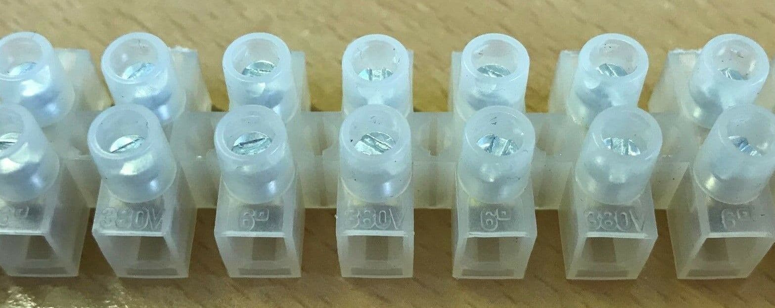 12 Way Connector Strip Choc Block Terminal 5 Amp Electrical Connection Flat Head