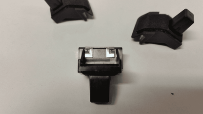 1X Clips for Nissan Pathfinder 200 Altima Sentra Rear Bumper Cover Side Bracket