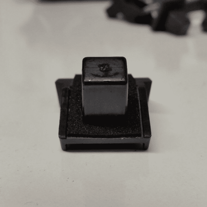 1X Clips for Nissan Pathfinder 200 Altima Sentra Rear Bumper Cover Side Bracket