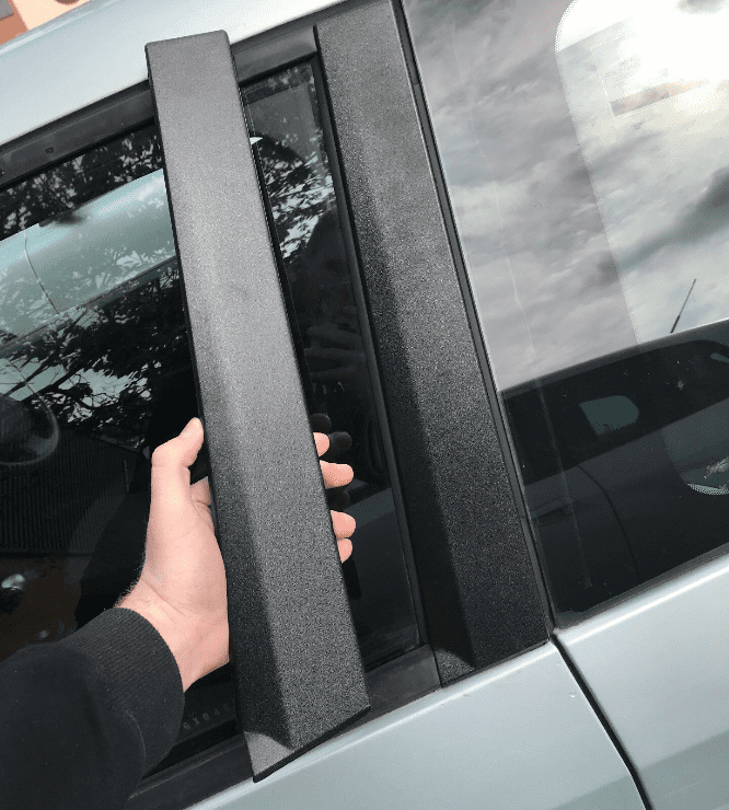 1x Left Hand Door Moulding Trim for Ford Fiesta Mk6 3 Door 2002-2008