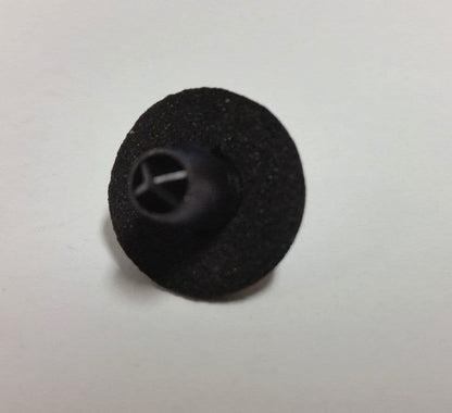 20x Black Plastic Retainer Clips for Nissan Side Sill Moulding Skirt Cover