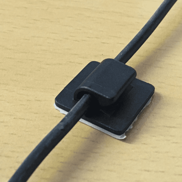 25mmx25mm Self Adhesive Nylon Clips for Cable Wire Conduit Black Or White