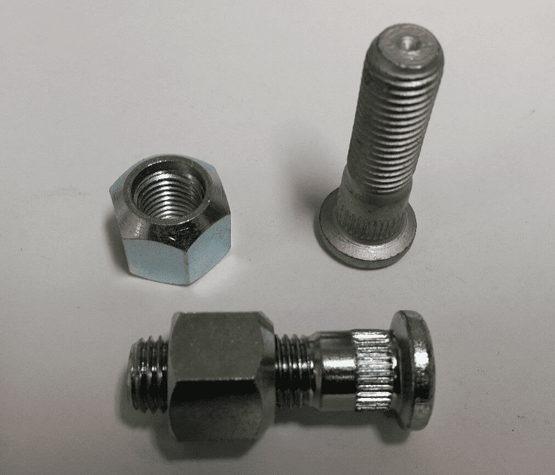 4x Bolts for Ford Fiesta Wheel Bolt Set with Nut M12 Metal 10.9 Grade (2882)