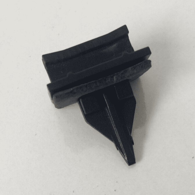 4x Clips for Ford Transit V184 Front Windscreen Side Pillar Moulding Trim 2+2