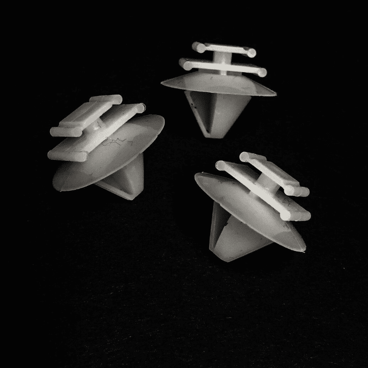 50x Trim Clips for Renault Peugeot Door Moulding Bumper Air Intake Plastic Strip