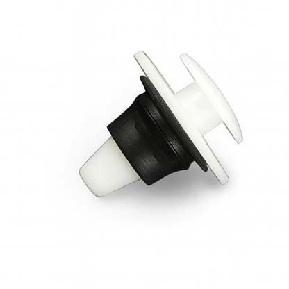 Clips For SEAT VW TRANSPORTER T4 Golf Mk2 Step Cover with Grommet 701853585